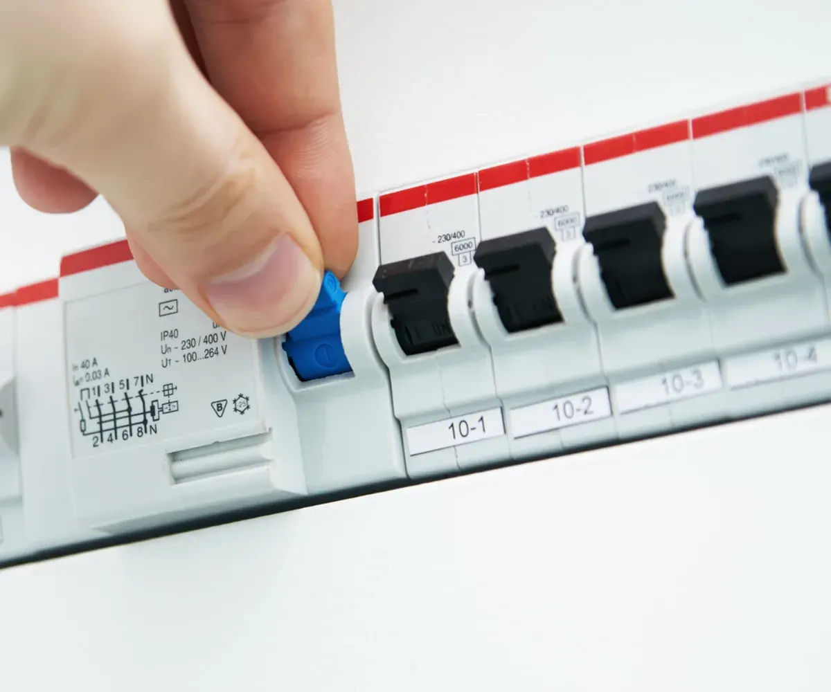 Diagnostic électrique obligatoire Senlis tarifs